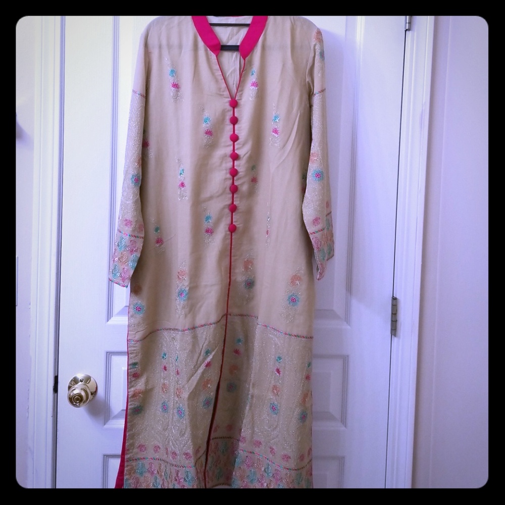 Pakistani lawn suit.